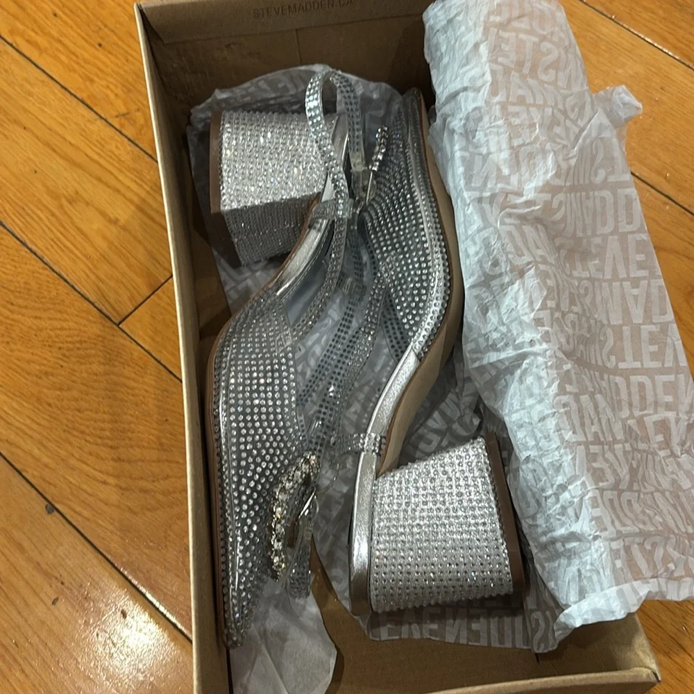 Steve Madden Bergen Heel in Clear Size: 6